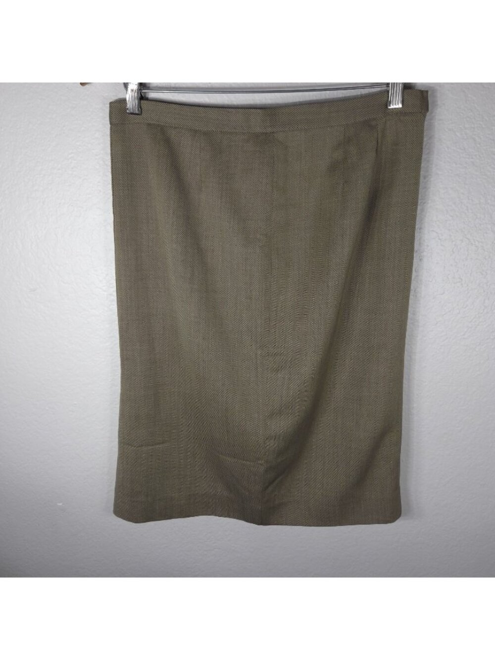 Bill Burns Signature Wool Knee Length Pencil Skirt Size 8 Beige Herringbone